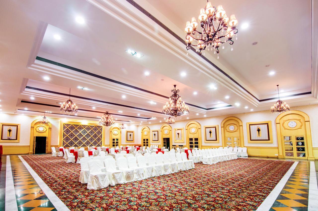 Club Paraiso Rāipur Εξωτερικό φωτογραφία