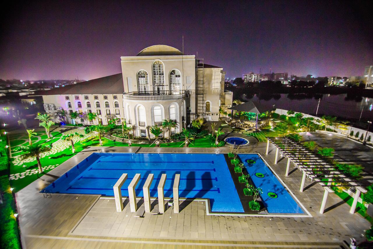 Club Paraiso Rāipur Εξωτερικό φωτογραφία